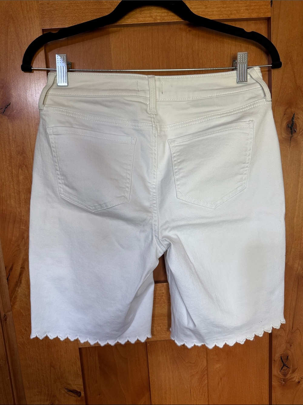 NYDJ White Scalloped Hem Bermuda Denim Shorts - Picture 2 of 3